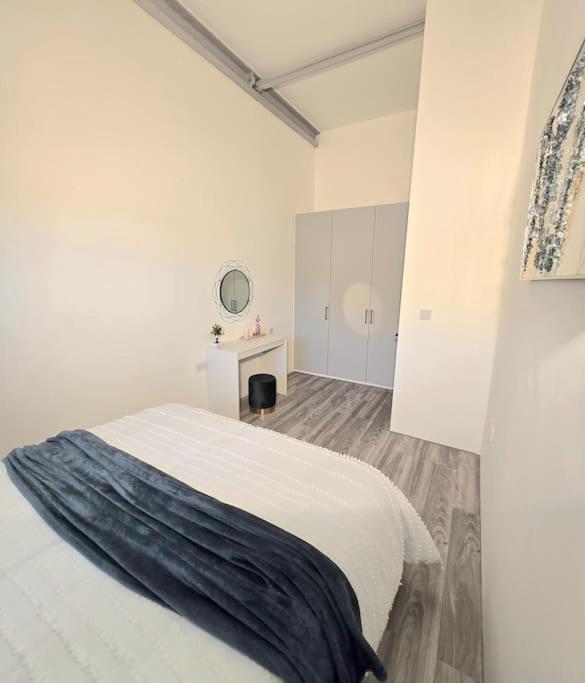 Modern Duplex Penthouse Panoramic Views & Parking Bradford (West Yorkshire) Exterior foto