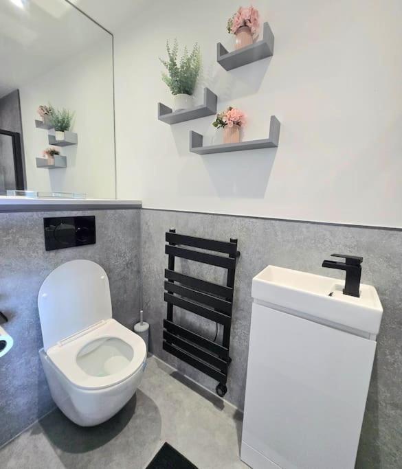 Modern Duplex Penthouse Panoramic Views & Parking Bradford (West Yorkshire) Exterior foto