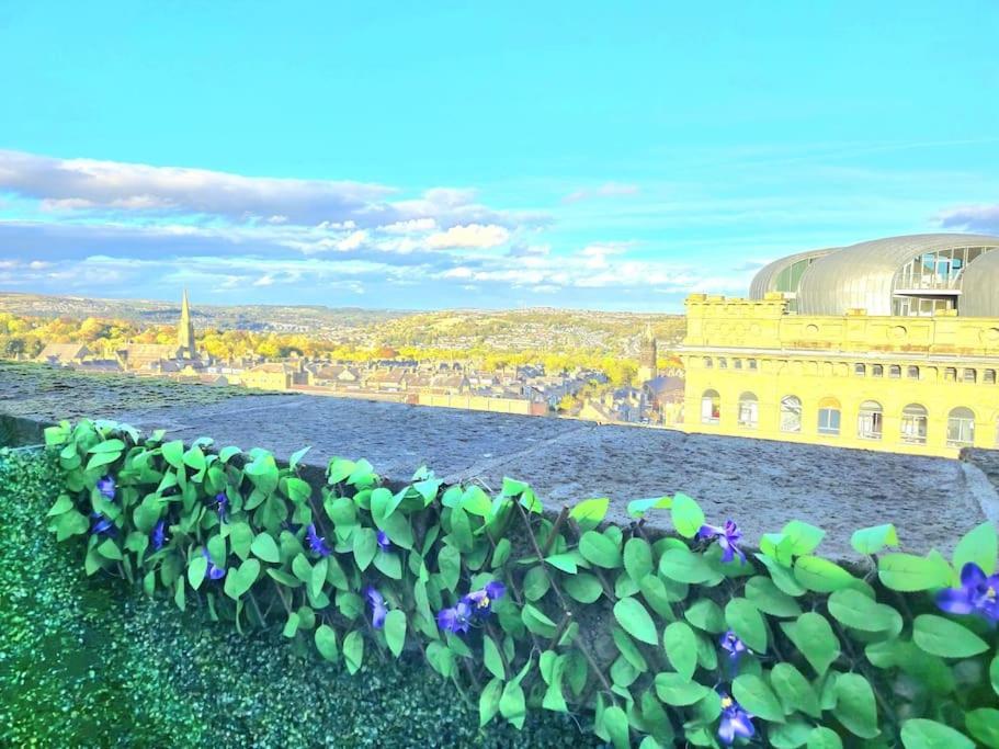 Modern Duplex Penthouse Panoramic Views & Parking Bradford (West Yorkshire) Exterior foto