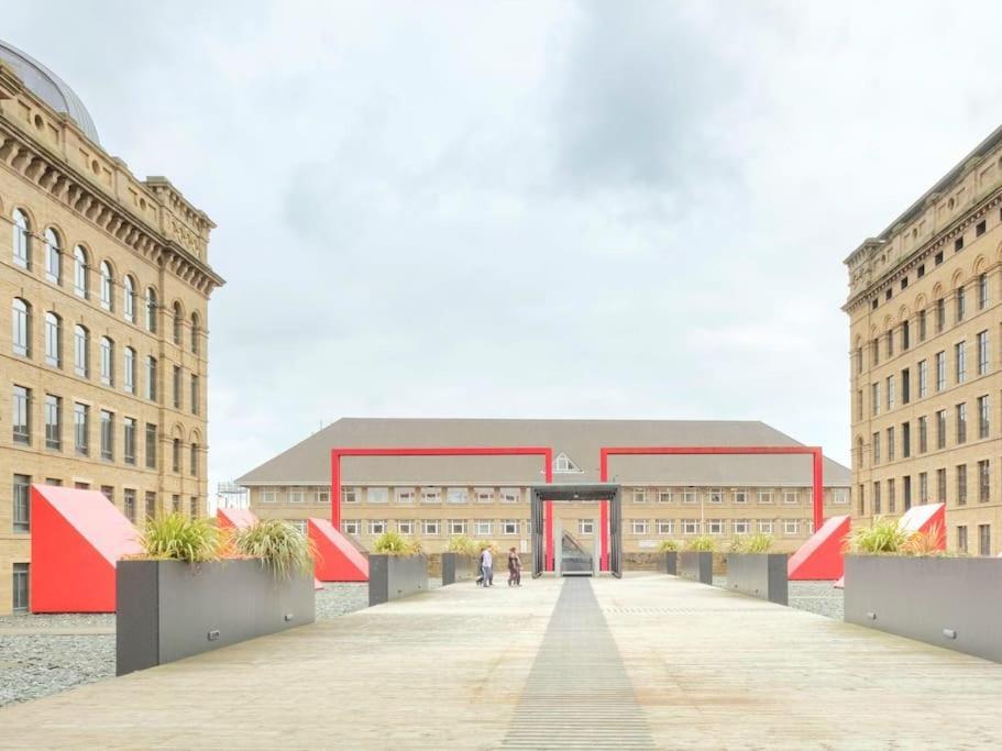 Modern Duplex Penthouse Panoramic Views & Parking Bradford (West Yorkshire) Exterior foto