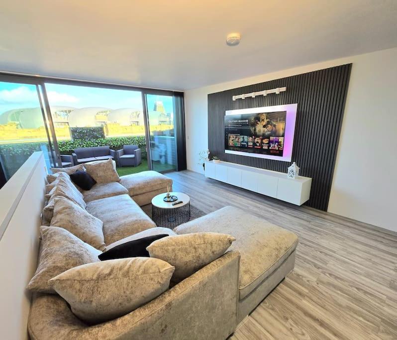 Modern Duplex Penthouse Panoramic Views & Parking Bradford (West Yorkshire) Exterior foto